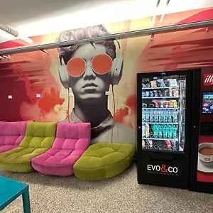 Cconforthotels Host , Bari Italië