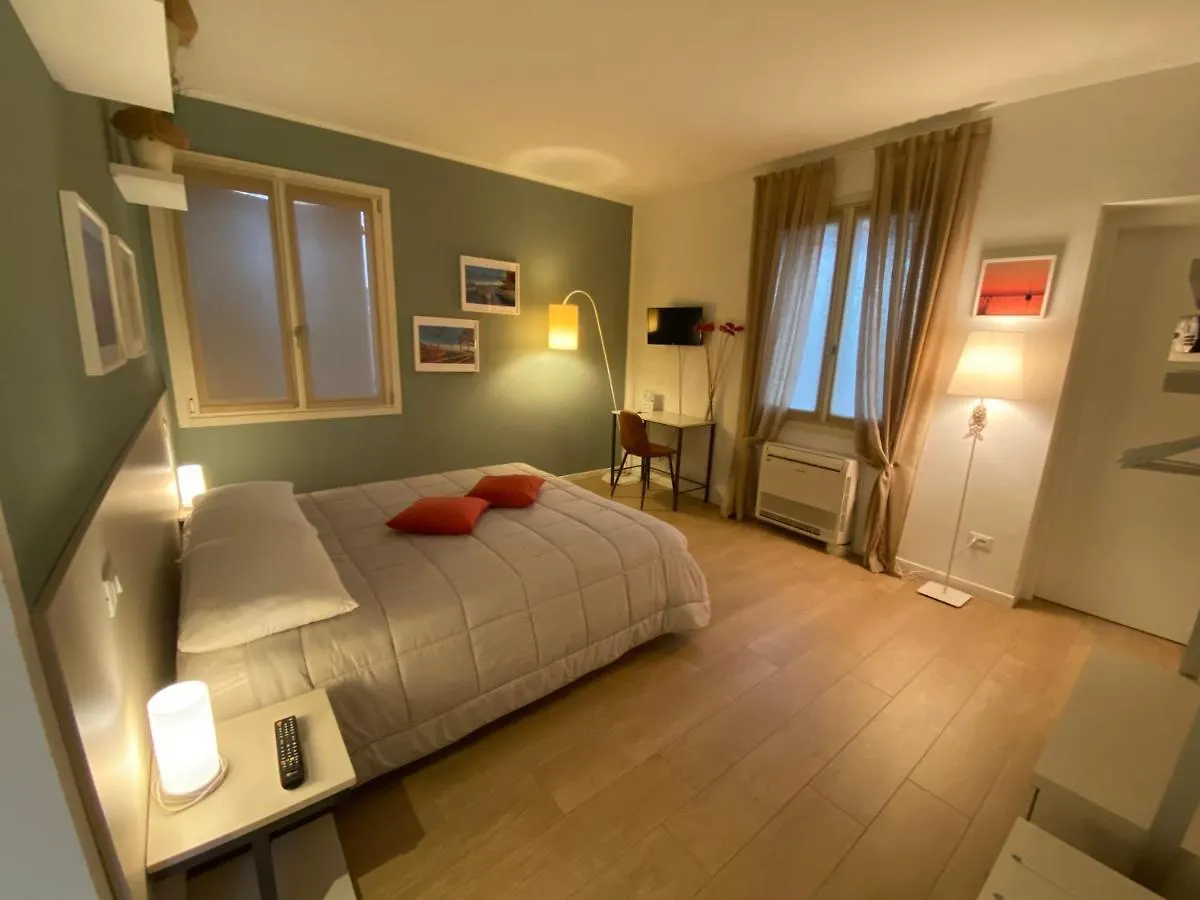 Bed & Breakfast VeronaLago B&B Accessibile Bussolengo Italia